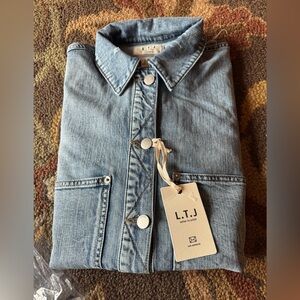 L.T.J. Light Wash Denim Shacket / (L) - NWT